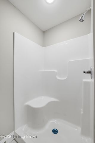 3024 Thorntree Ln, Lawrenceburg, KY 40342