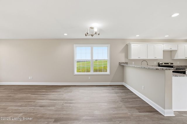 3024 Thorntree Ln, Lawrenceburg, KY 40342