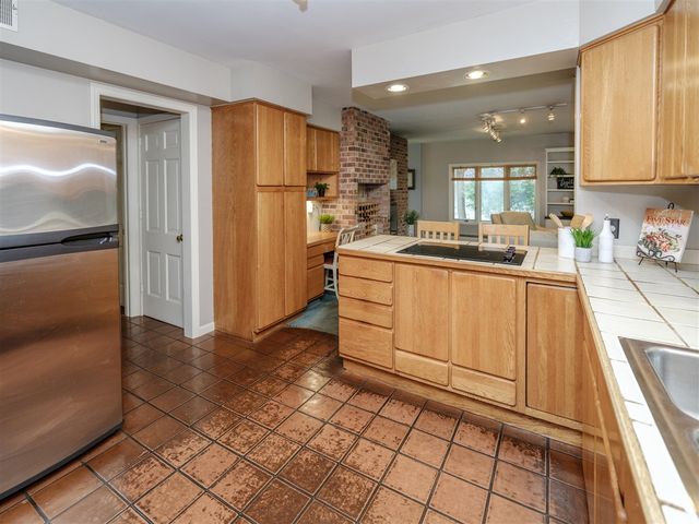 4323 Sunnybrook Drive, Kalamazoo, MI 49008