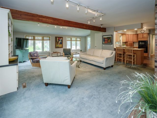 4323 Sunnybrook Drive, Kalamazoo, MI 49008