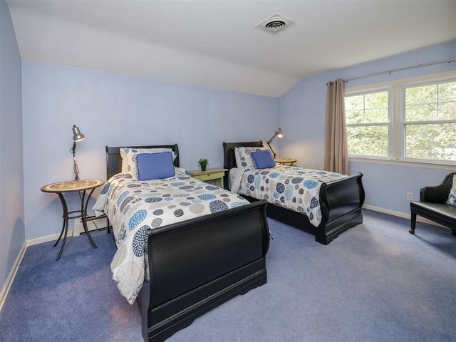4323 Sunnybrook Drive, Kalamazoo, MI 49008