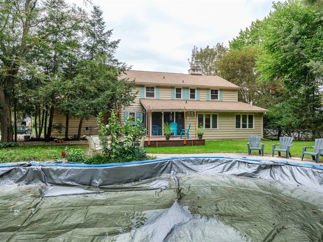 4323 Sunnybrook Drive, Kalamazoo, MI 49008