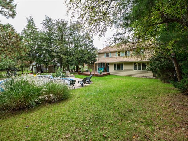 4323 Sunnybrook Drive, Kalamazoo, MI 49008