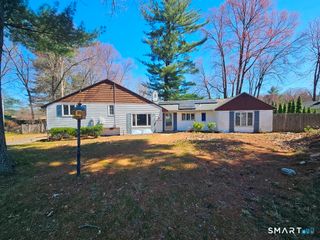 114 Cottage Road, Enfield, CT 06082