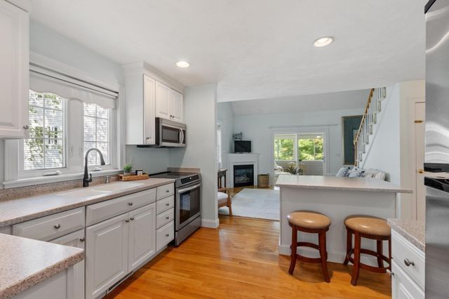 100 Summer Rd. 100, Boxborough, MA 01719