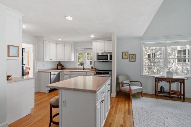100 Summer Rd. 100, Boxborough, MA 01719