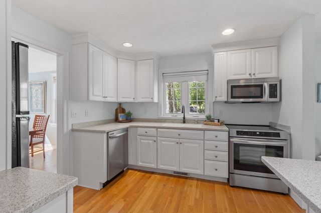 100 Summer Rd. 100, Boxborough, MA 01719