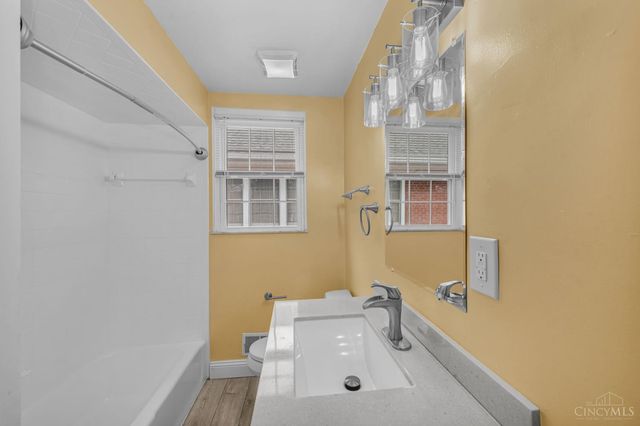 3914 Meyerfeld Avenue, Cheviot, OH 45211