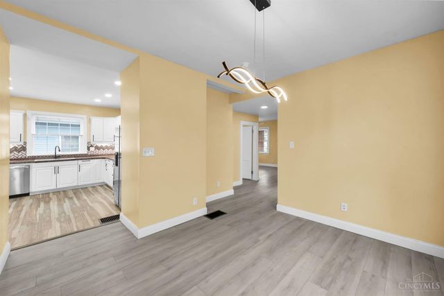 3914 Meyerfeld Avenue, Cheviot, OH 45211