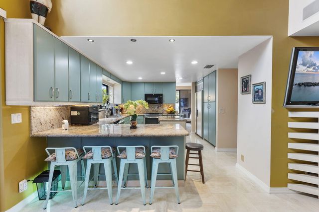 6534 Via Rosa, Boca Raton, FL 33433