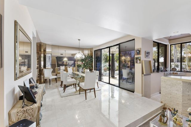 6534 Via Rosa, Boca Raton, FL 33433