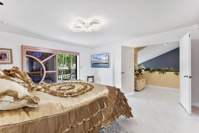 6534 Via Rosa, Boca Raton, FL 33433