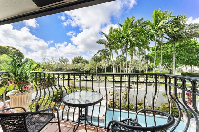 6534 Via Rosa, Boca Raton, FL 33433
