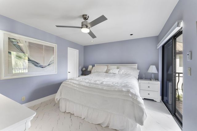 6534 Via Rosa, Boca Raton, FL 33433