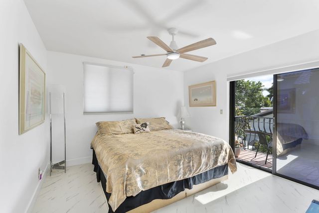 6534 Via Rosa, Boca Raton, FL 33433