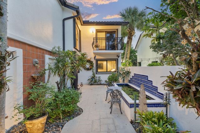 6534 Via Rosa, Boca Raton, FL 33433