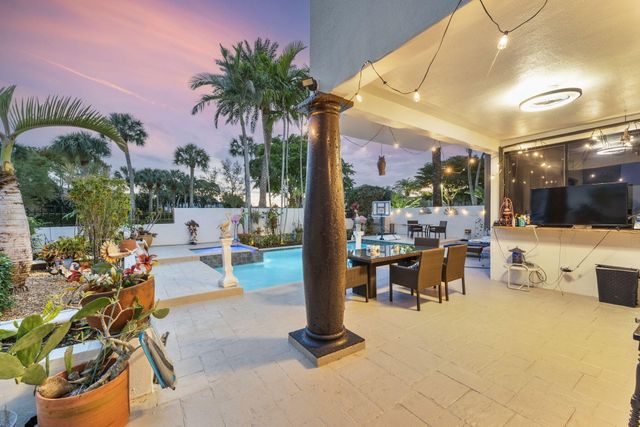 6534 Via Rosa, Boca Raton, FL 33433