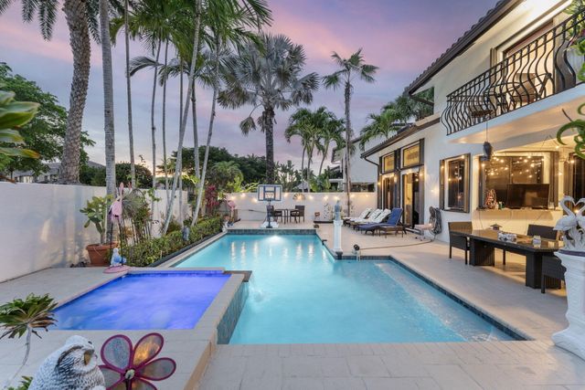 6534 Via Rosa, Boca Raton, FL 33433