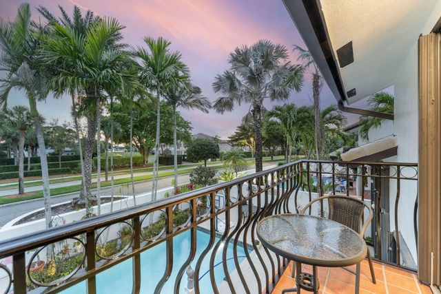 6534 Via Rosa, Boca Raton, FL 33433