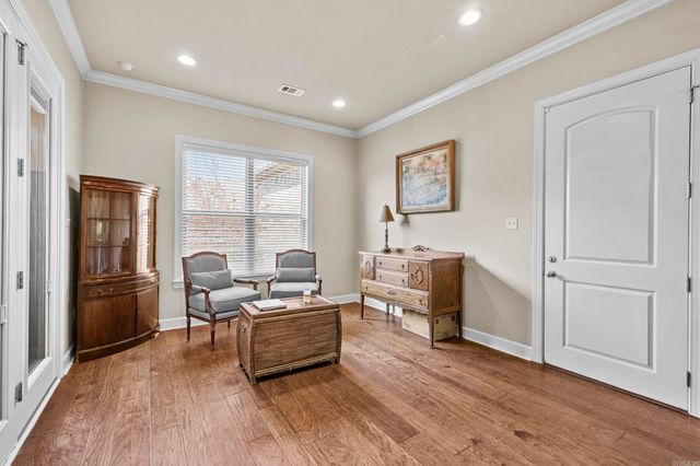 9833 Oak Heights Drive, Sherwood, AR 72027