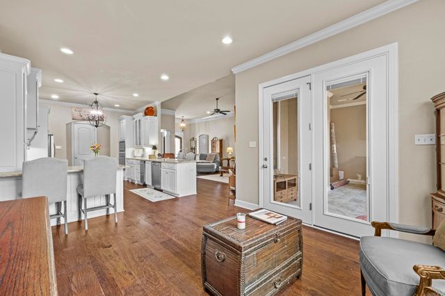 9833 Oak Heights Drive, Sherwood, AR 72027