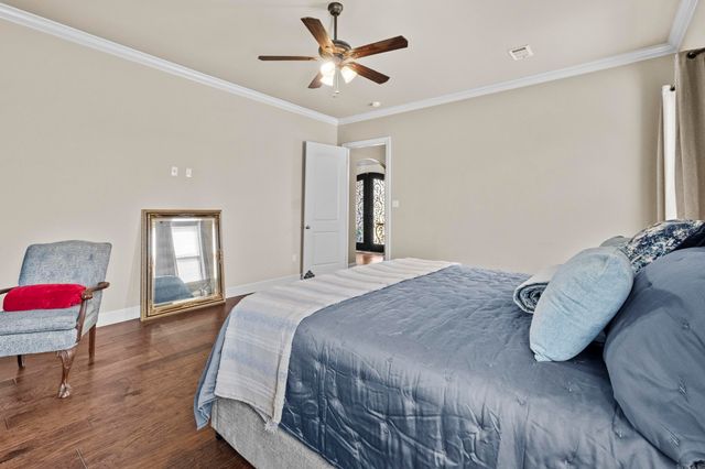 9833 Oak Heights Drive, Sherwood, AR 72027