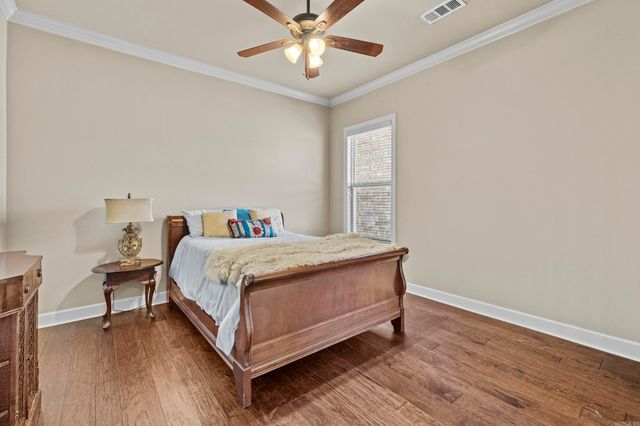 9833 Oak Heights Drive, Sherwood, AR 72027