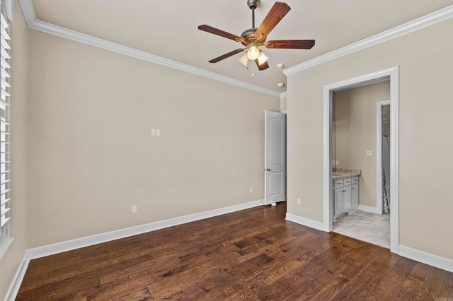 9833 Oak Heights Drive, Sherwood, AR 72027