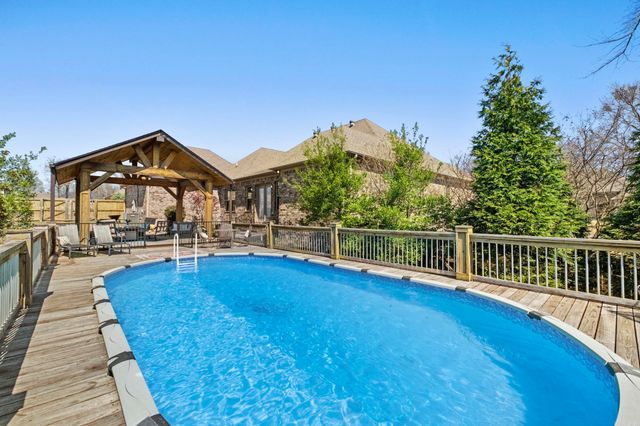 9833 Oak Heights Drive, Sherwood, AR 72027