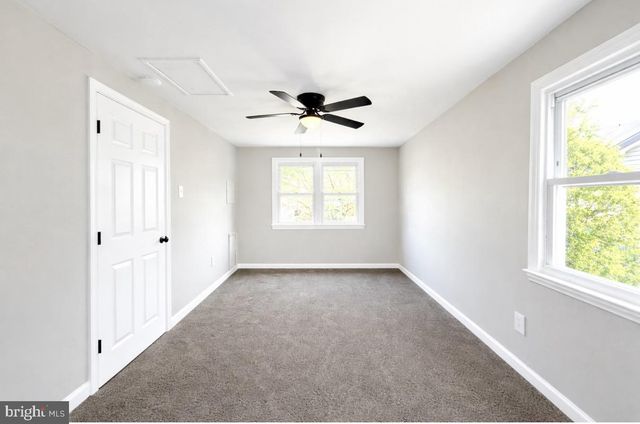 222 BERGEN AVE, Bellmawr, NJ 08031