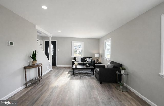 222 BERGEN AVE, Bellmawr, NJ 08031