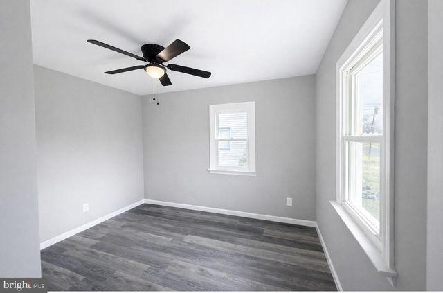 222 BERGEN AVE, Bellmawr, NJ 08031