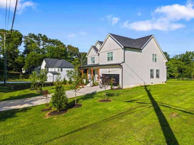 3406 Lallemand Dr, Nashville, TN 37211