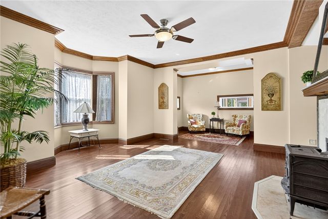 28 Whitaker St, Burgettstown Boro, PA 15021