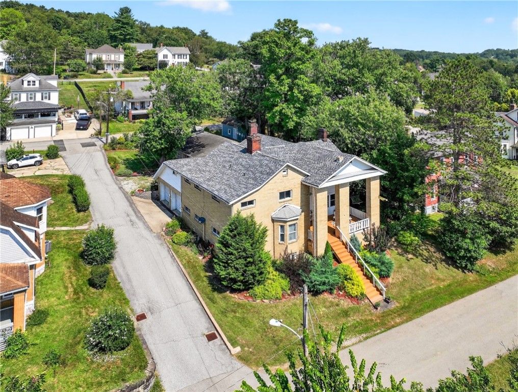 28 Whitaker St, Burgettstown Boro, PA 15021