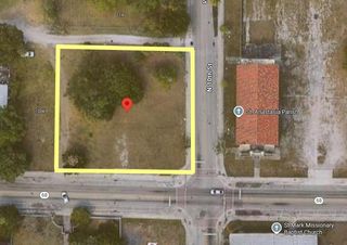 1012 Orange Ave, Fort Pierce, FL 34950
