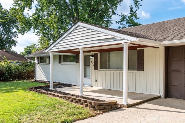 4679 Richwood Drive, West Carrollton, OH 45439