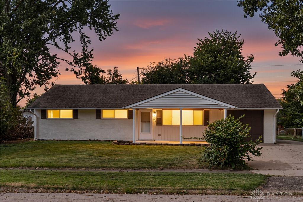 4679 Richwood Drive, West Carrollton, OH 45439