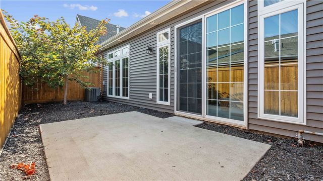 441 Roebling Ct, Cranberry Twp, PA 16066