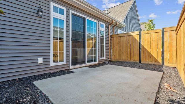 441 Roebling Ct, Cranberry Twp, PA 16066