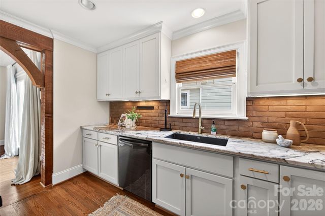 1825 Cumberland Avenue, Charlotte, NC 28203