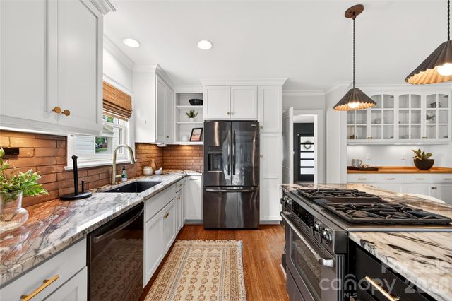 1825 Cumberland Avenue, Charlotte, NC 28203