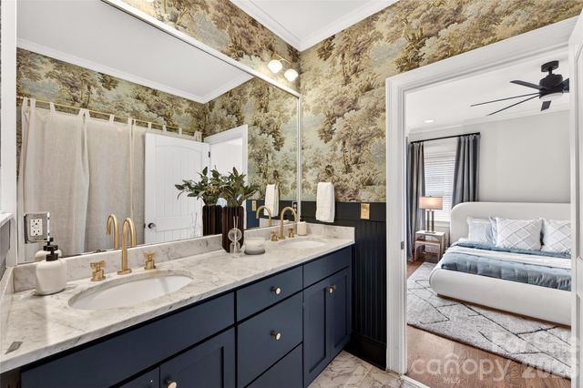 1825 Cumberland Avenue, Charlotte, NC 28203