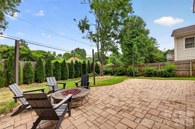 1825 Cumberland Avenue, Charlotte, NC 28203