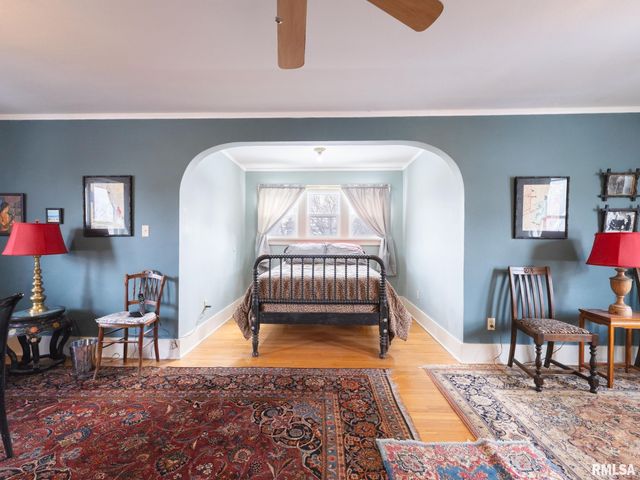 513 W MELBOURNE Avenue, Peoria, IL 61604