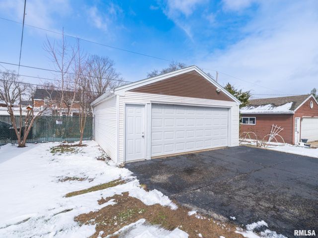 513 W MELBOURNE Avenue, Peoria, IL 61604