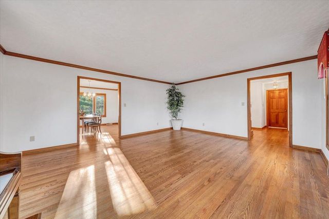 1766 Laurel Mountain DR, Salem, VA 24153