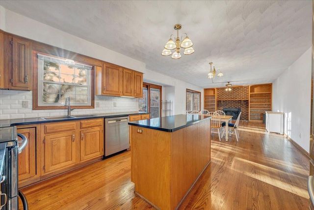 1766 Laurel Mountain DR, Salem, VA 24153