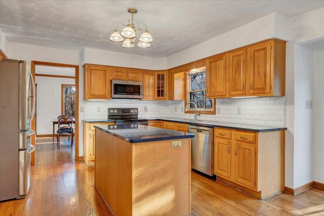 1766 Laurel Mountain DR, Salem, VA 24153