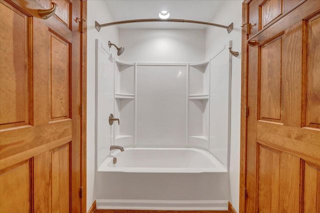 1766 Laurel Mountain DR, Salem, VA 24153